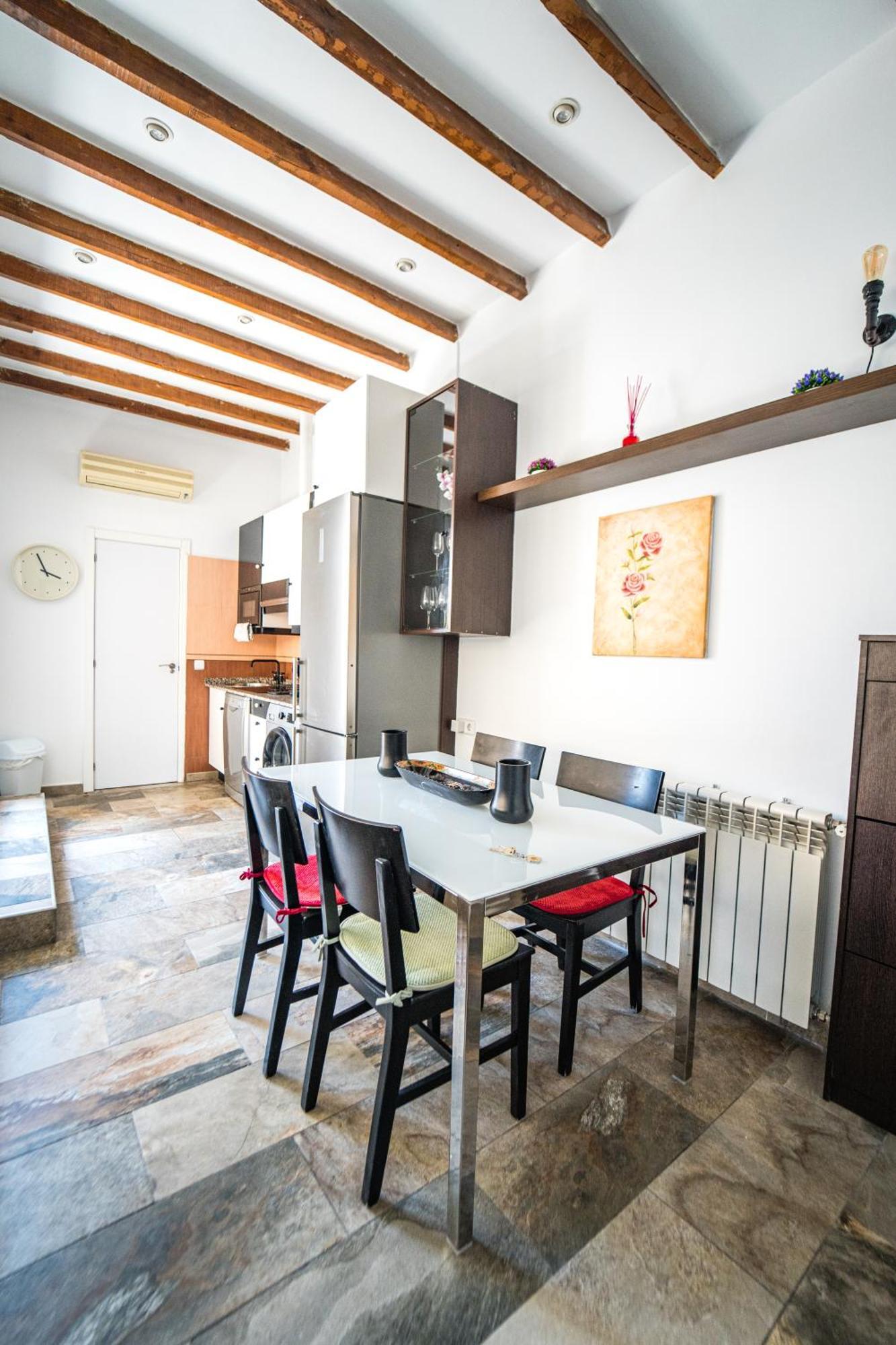 Centrico Atico En Madrid By Bebalmy Apartment Luaran gambar